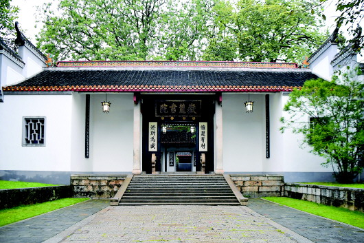 千年岳麓，弦歌不絕