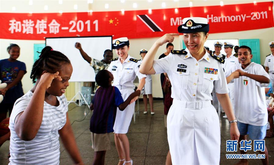 （圖文互動）（5）中國之舟，為和平友愛而來——一份來自中國海軍和平方舟號醫(yī)院船的報(bào)告