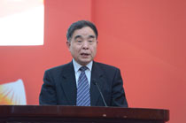 全國(guó)人大教科文衛(wèi)委員會(huì)主任委員、清華大學(xué)新聞出版學(xué)院院長(zhǎng)柳斌杰致辭