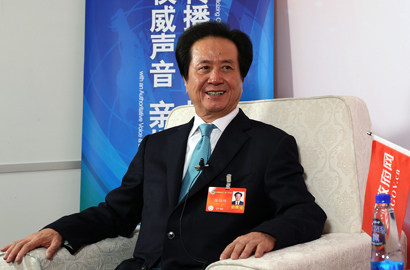 全國(guó)政協(xié)委員陳經(jīng)緯做客新華網(wǎng)、中國(guó)政府網(wǎng)兩會(huì)訪談