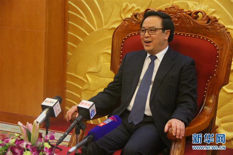 （XHDW·圖文互動）專訪：愿中國人民在中共領導下取得更多成就——訪越共中央委員、中央對外部部長黃平君