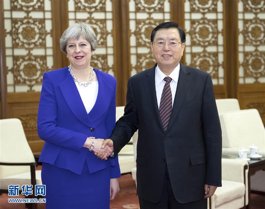 2月1日，全國人大常委會委員長張德江在北京人民大會堂會見英國首相特雷莎·梅。新華社記者 李濤 攝