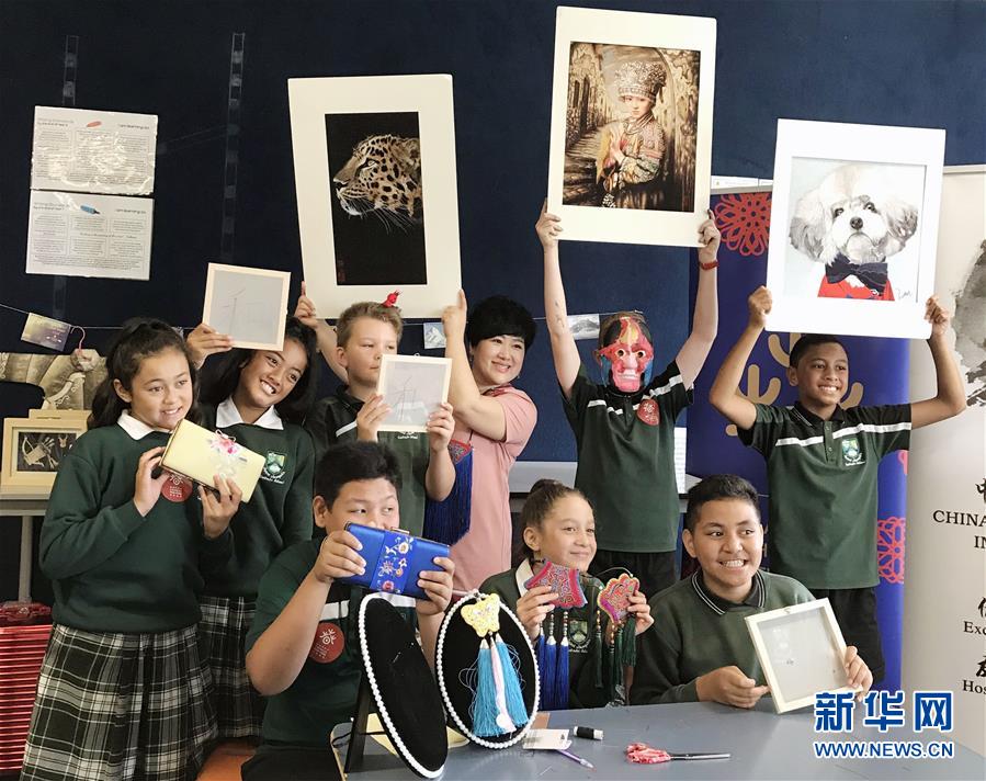 （兩會(huì)·基層代表履職故事）（5）全國人大代表孫艷玲：做好非遺事業(yè)，讓古老技藝活起來