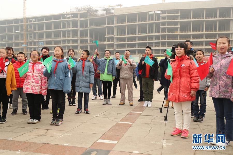 （圖文互動）（1）讓更多人樂于奉獻(xiàn)——遼寧葫蘆島愛心志愿團隊群像