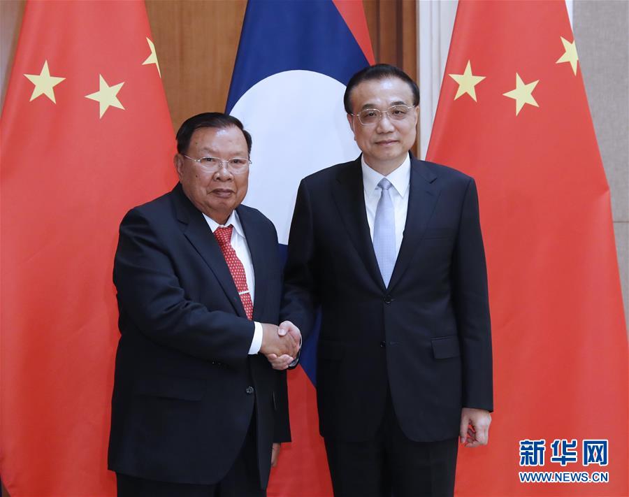 （時(shí)政）李克強(qiáng)會(huì)見老撾人革黨總書記、國家主席本揚(yáng)