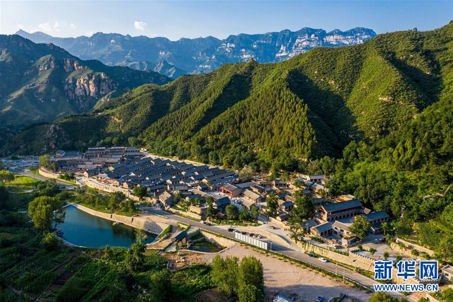（集中連片特困地區(qū)貧困村調(diào)研行·圖文互動）（2）只要有信心，黃土變成金——河北阜平縣駱駝灣村和顧家臺村脫貧調(diào)查