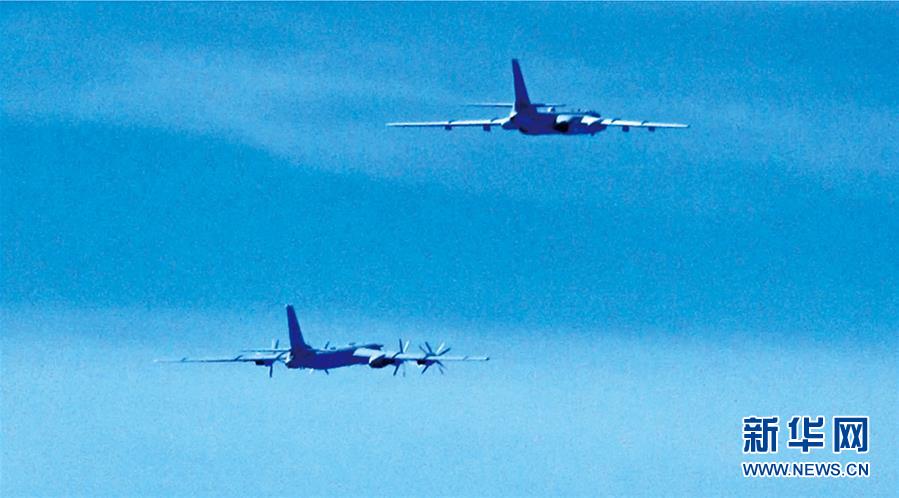 （新華全媒頭條·人民空軍70年·圖文互動）（9）陽光照耀奮飛的航程——黨中央、中央軍委和習主席關心人民空軍建設發(fā)展紀實
