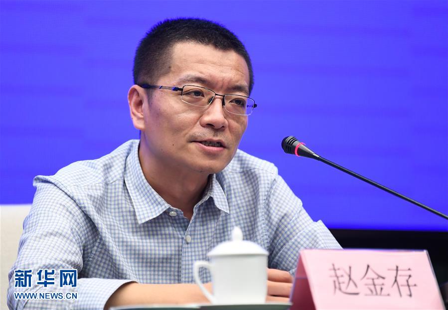 （聚焦疫情防控·圖文互動(dòng)）（2）鐘南山、李蘭娟院士團(tuán)隊(duì)從新冠肺炎患者糞便中分離出病毒