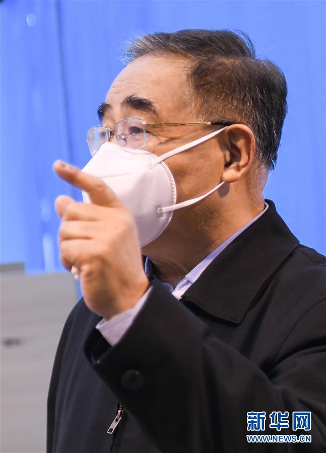 （聚焦疫情防控·圖文互動）（4）“治療輕癥患者中西醫(yī)結(jié)合很有效，不鼓勵人人吃藥來預(yù)防”——專訪中國工程院院士、天津中醫(yī)藥大學(xué)校長張伯禮