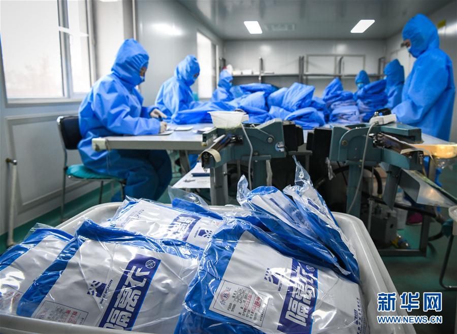 （在習近平新時代中國特色社會主義思想指引下——新時代新作為新篇章·習近平總書記關切事·圖文互動）（3）不放松！——各地努力抓緊抓實抓細疫情防控