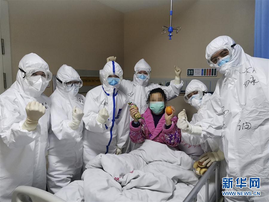 （在習近平新時代中國特色社會主義思想指引下——新時代新作為新篇章·習近平總書記關切事·圖文互動）（10）不放松！——各地努力抓緊抓實抓細疫情防控