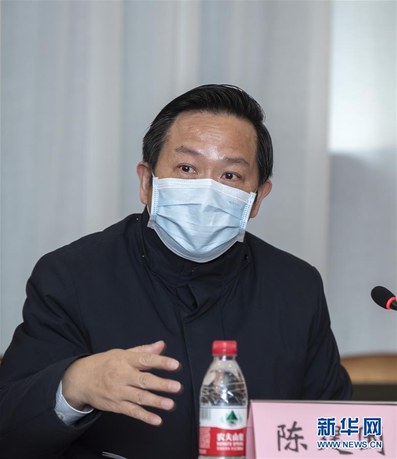 （聚焦疫情防控·圖文互動(dòng)）（2）急防控所急，沖鋒勇向前——華中科技大學(xué)以科研攻關(guān)推動(dòng)疫情防控救治觀察