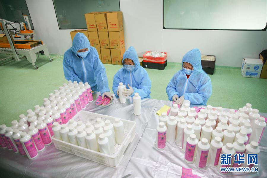 （新華全媒頭條·圖文互動）（11）分秒必爭，打好醫(yī)療物資保障戰(zhàn)！——全國全力保障醫(yī)療物資供應(yīng)