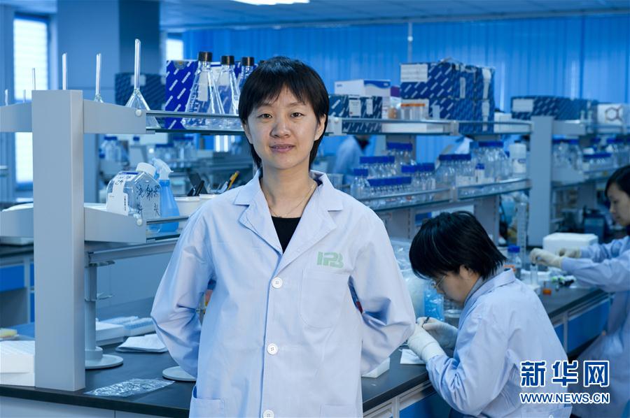 （習(xí)近平致敬的戰(zhàn)“疫”英雄·科技工作者篇·圖文互動）（1）他們，爭分奪秒與病魔較量