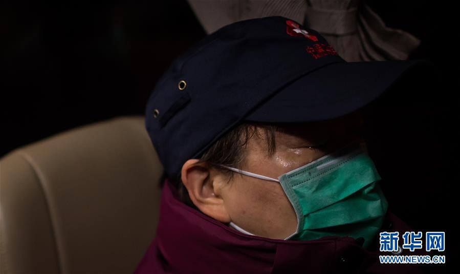 （新華全媒頭條·習(xí)近平致敬的戰(zhàn)“疫”英雄·武漢人民篇·圖文互動）（11）壯哉，大武漢——獻給英雄的武漢人民