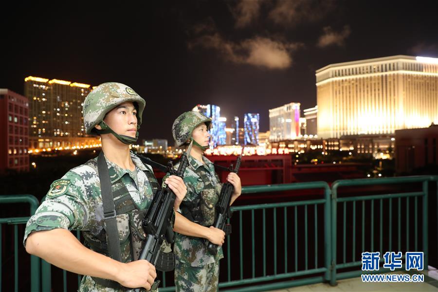 （在習(xí)近平強(qiáng)軍思想指引下·我們在戰(zhàn)位報(bào)告·圖文互動(dòng)）（1）駐澳門部隊(duì)：濠江之畔，最可愛的人