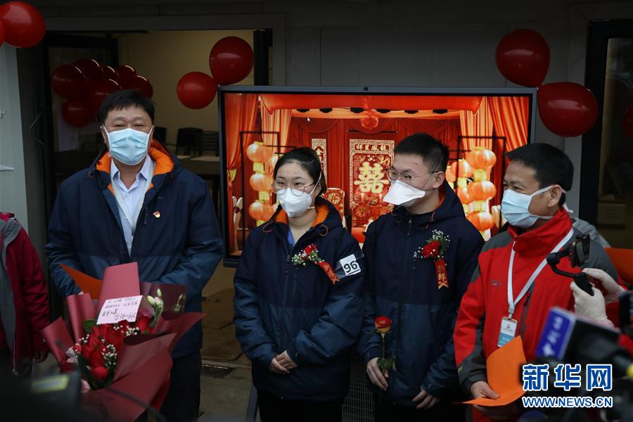 （抗疫一線醫(yī)務(wù)人員英雄群體·圖文互動）（5）合力護航生命之舟——遼寧、上海、廣東等醫(yī)療隊聯(lián)手決戰(zhàn)雷神山