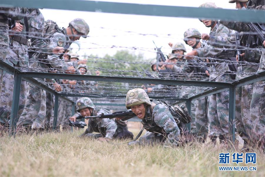 （在習(xí)近平強軍思想指引下·我們在戰(zhàn)位報告·圖文互動）（3）千里移防，鐵心跟黨走——南部戰(zhàn)區(qū)陸軍第75集團(tuán)軍某紅軍旅政治建軍、練兵備戰(zhàn)記事