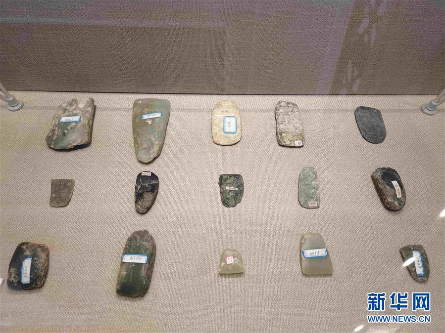 （文化視點(diǎn)·聽(tīng)文物講故事·圖文互動(dòng)）（3）豪橫！古人扛著玉斧在羅布泊打獵