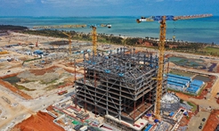 在?？诮瓥|新區(qū)感受海南自貿港建設浪潮