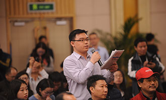 團結(jié)報、團結(jié)網(wǎng)記者提問