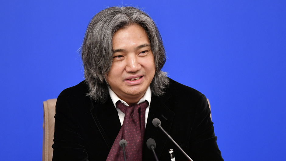 全國政協(xié)常委、文化文史和學(xué)習(xí)委員會委員，中國美術(shù)館館長，中國美術(shù)家協(xié)會副主席 吳為山