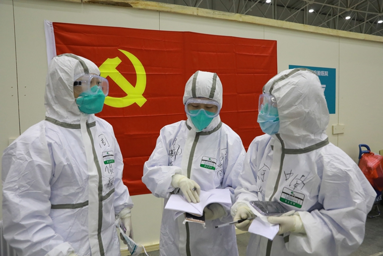 辛識(shí)平：黨員站立的位置，就是守護(hù)人民的防線