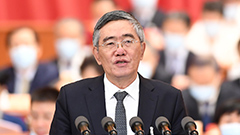全國政協(xié)經(jīng)濟(jì)委員會(huì)副主任，原中央財(cái)經(jīng)領(lǐng)導(dǎo)小組辦公室副主任 楊偉民