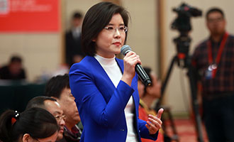 中央電視臺(tái)、中國(guó)國(guó)際電視臺(tái)記者提問(wèn)