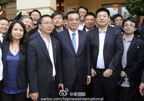 李克強：在非中企了解當?shù)匚幕拍茉「D片來源：“新國際”微博。