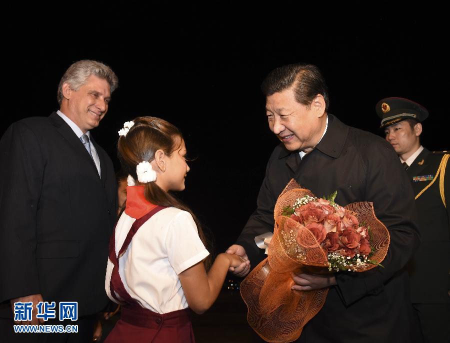 當地時間7月21日晚9時許，國家主席習近平乘坐的專機抵達哈瓦那何塞·馬蒂國際機場，開始對古巴進行國事訪問。新華社記者李學仁攝