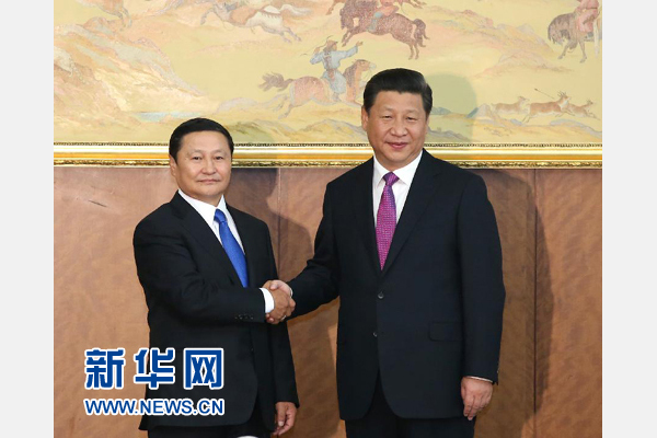8月22日，國家主席習(xí)近平在烏蘭巴托會(huì)見蒙古國總理阿勒坦呼亞格。 新華社記者龐興雷攝 