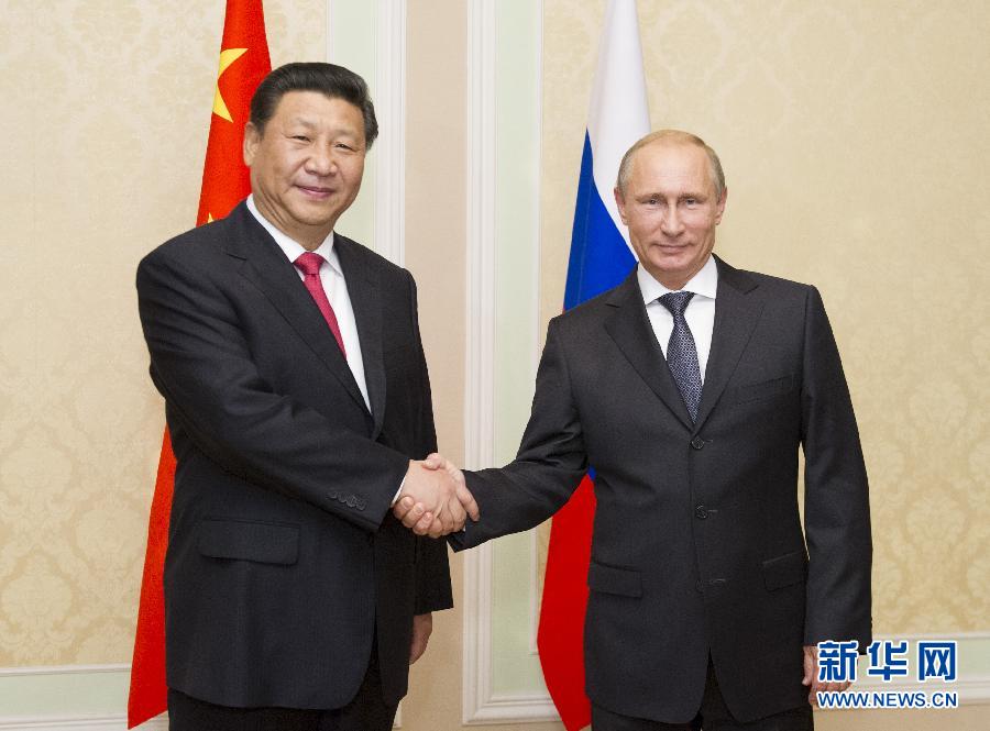 9月11日，中國國家主席習近平在塔吉克斯坦首都杜尚別會見俄羅斯總統(tǒng)普京。 新華社記者 黃敬文 攝 