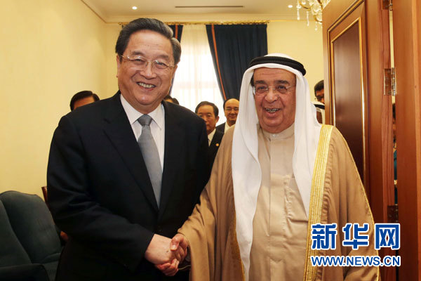 11月6日，正在巴林進行正式友好訪問的全國政協(xié)主席俞正聲在麥納麥會見巴林副首相穆罕默德。 新華社記者劉衛(wèi)兵攝