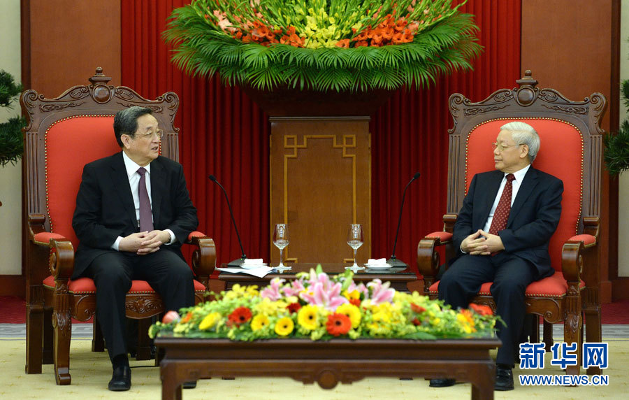 12月25日至27日，中共中央政治局常委、全國政協(xié)主席俞正聲對越南進行正式訪問。這是12月26日，俞正聲在河內(nèi)會見越共中央總書記阮富仲。 新華社記者馬占成攝