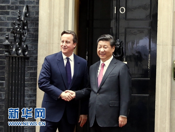10月21日，國家主席習近平在倫敦唐寧街首相府同英國首相卡梅倫舉行會談。 新華社記者 鞠鵬 攝 