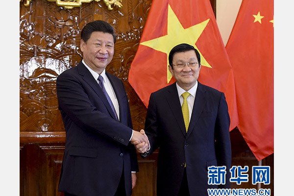 11月6日，中共中央總書記、國家主席習(xí)近平在河內(nèi)同越南國家主席張晉創(chuàng)舉行會(huì)談。 新華社記者李學(xué)仁攝