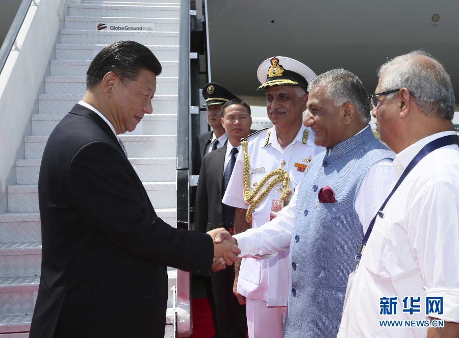 10月15日，國(guó)家主席習(xí)近平抵達(dá)印度果阿，應(yīng)印度總理莫迪邀請(qǐng)，出席金磚國(guó)家領(lǐng)導(dǎo)人第八次會(huì)晤。 新華社記者蘭紅光攝 