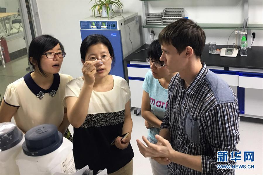（新華全媒頭條·上合青島峰會·圖文互動）（8）遠(yuǎn)航，揚起“上海精神”的時代風(fēng)帆——寫在上海合作組織成員國元首理事會第十八次會議即將召開之際