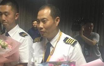 空中驚魂 奇跡備降！“英雄機組”太牛了