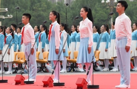 聽共青團(tuán)員和少先隊(duì)員的心聲：請(qǐng)黨放心，強(qiáng)國有我！